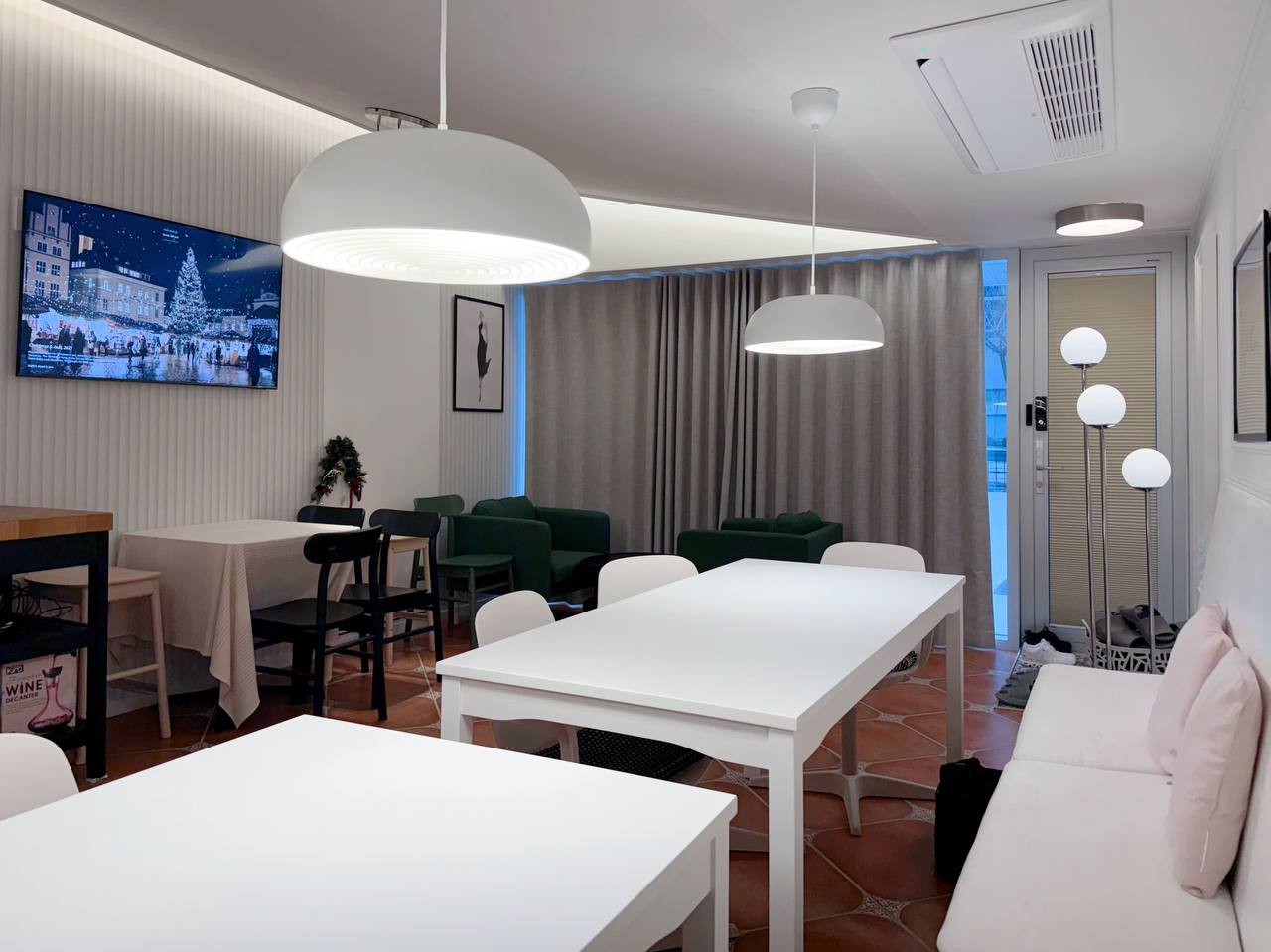 DataBridge Lab 휴게실